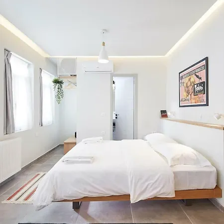 Stay In A Hip Decorated Studio Near Acropolis! Ateny Zewnętrze zdjęcie