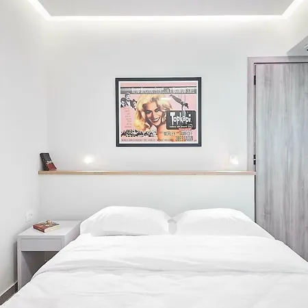 Stay In A Hip Decorated Studio Near Acropolis! Ateny Zewnętrze zdjęcie